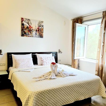 Olive Garden Apartment Petrovac Ngoại thất bức ảnh