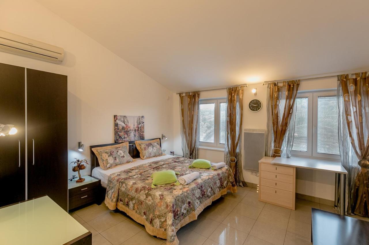 Olive Garden Apartment Petrovac Ngoại thất bức ảnh