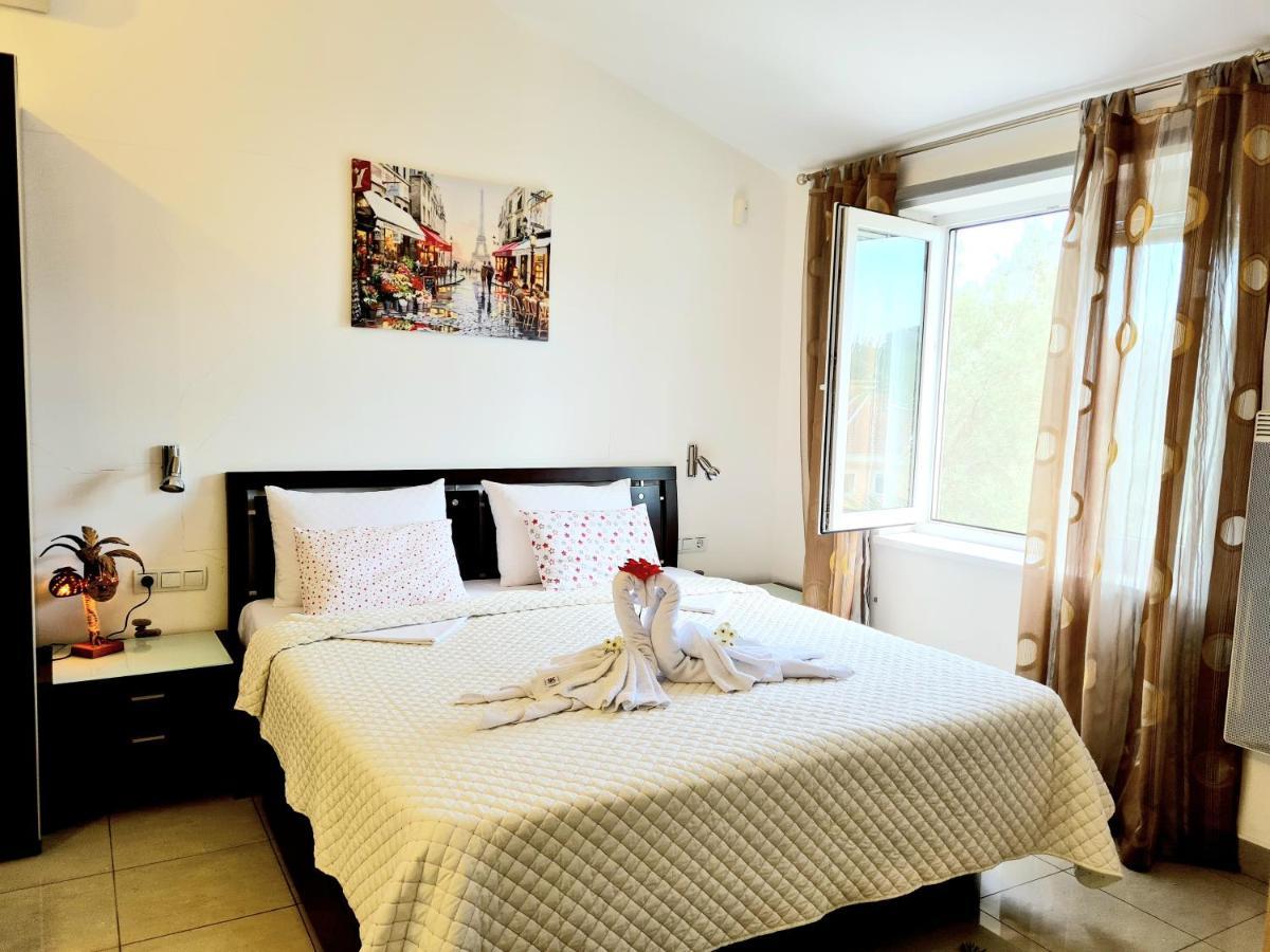 Olive Garden Apartment Petrovac Ngoại thất bức ảnh