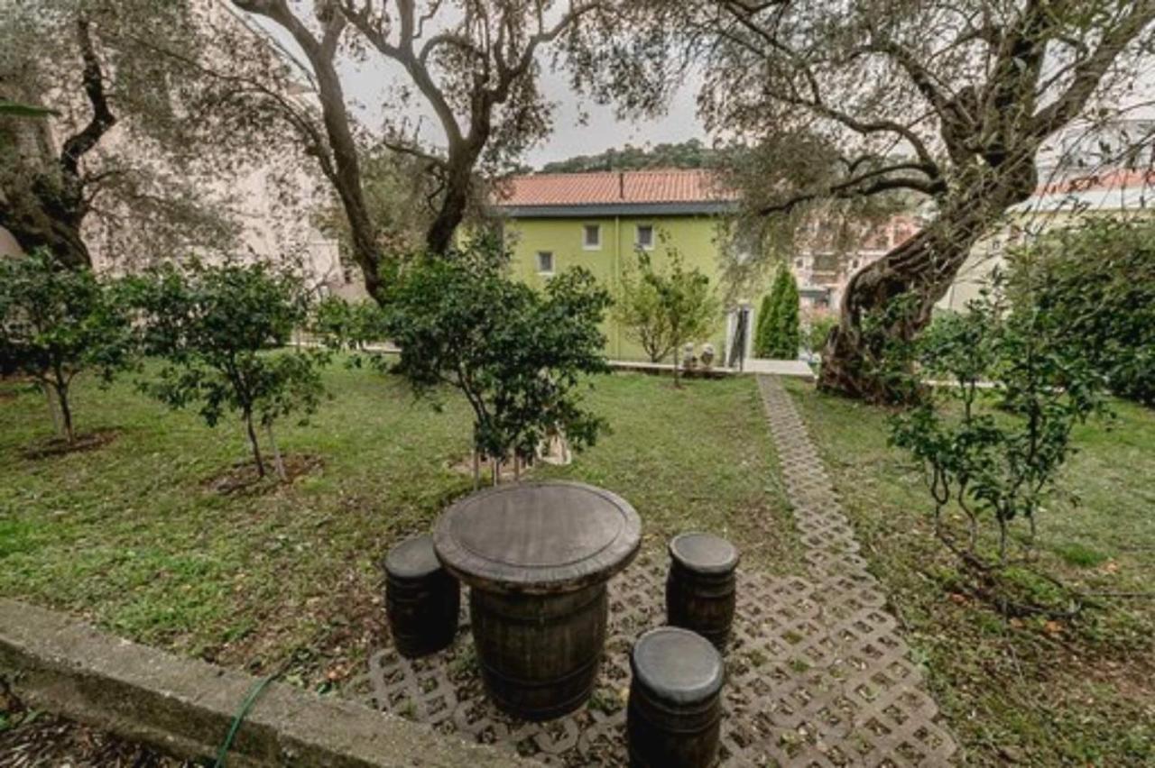 Olive Garden Apartment Petrovac Ngoại thất bức ảnh